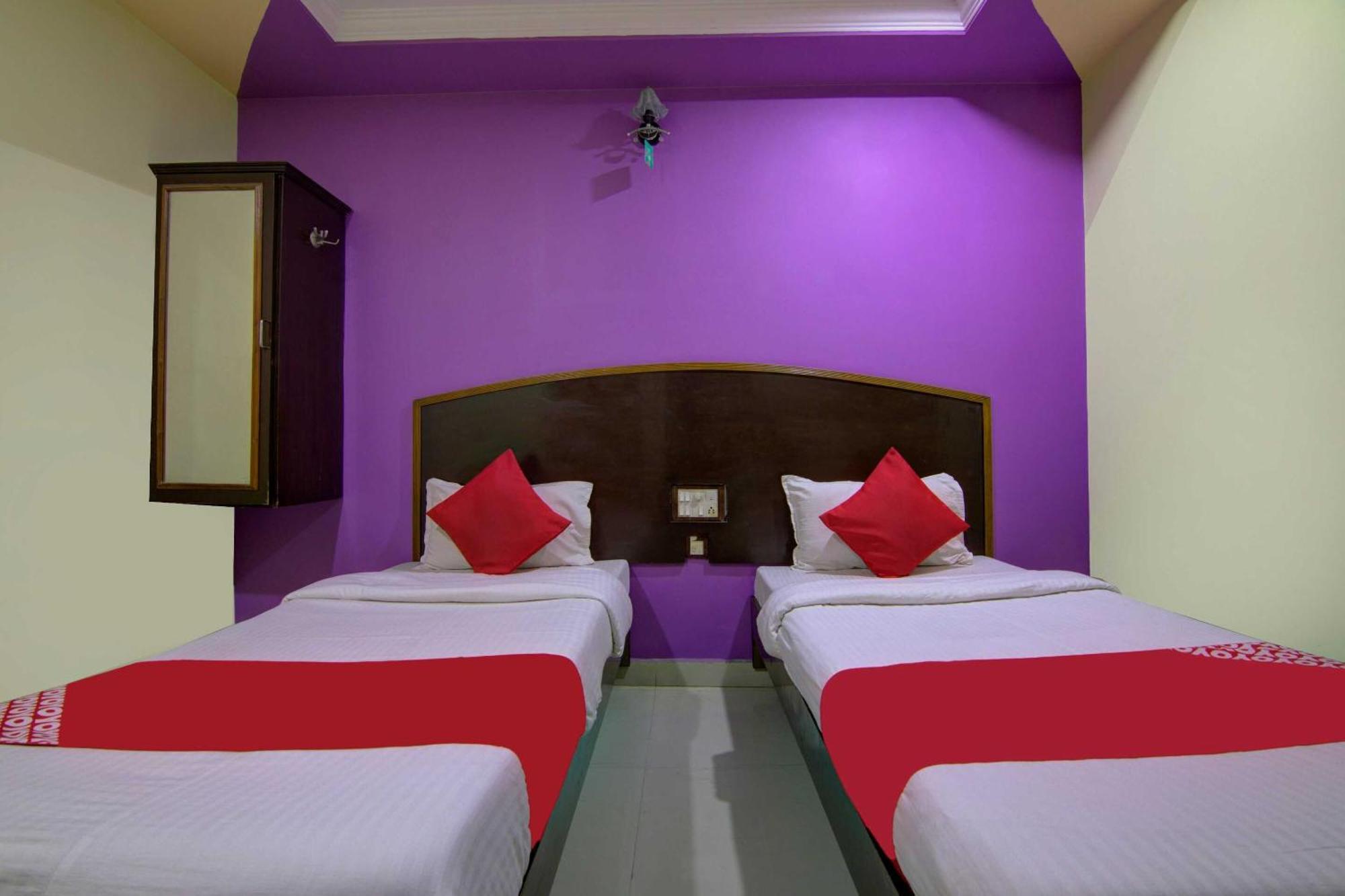 Hotel O K S N Residency Pedda Waltair المظهر الخارجي الصورة